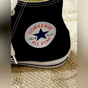 Black Converse Chuck Taylor All Star Hightops